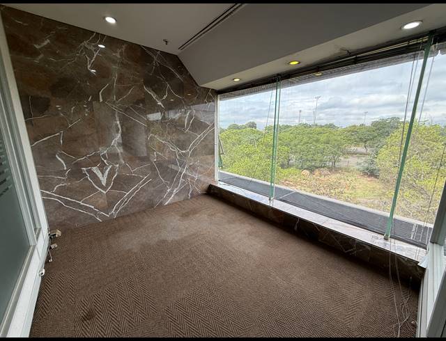 139M² OFFICE TO LET IN AUCKLAND PARK